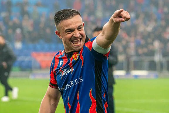Vëmendja te futbollistët shqiptarë