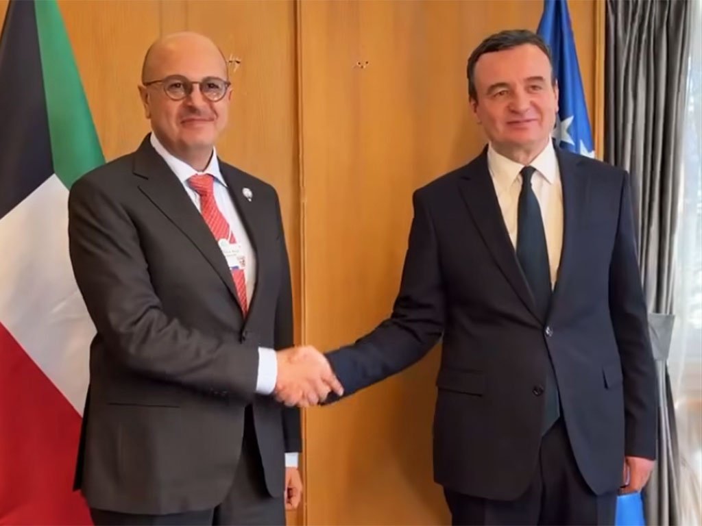 Takim historik në Davos: Kurti fton Kuvajtin për bashkëpunim ekonomik dhe projekte energjetike