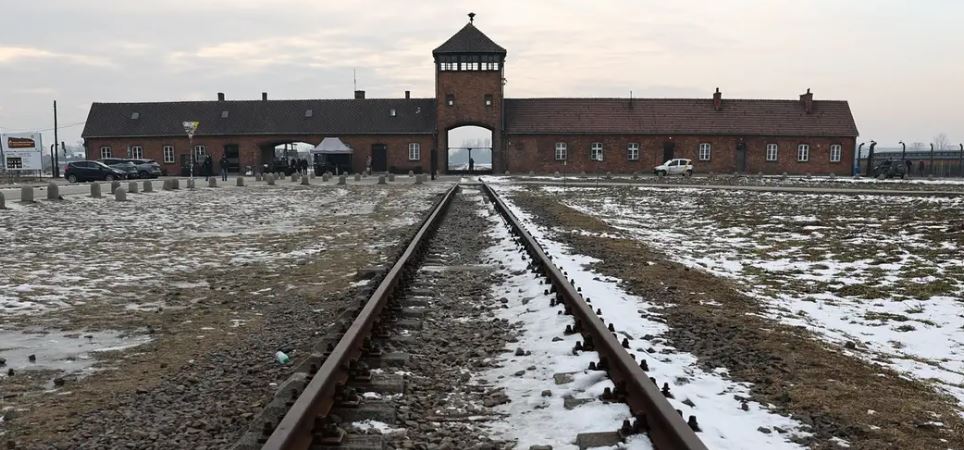 27 Janar - Dita Ndërkombëtare Përkujtimore e Holokaustit