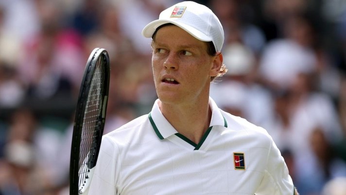 Sinner kalon në raundin e tretë, fitojnë edhe Medvedev e Tiafoe