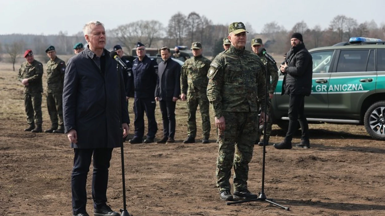 Polonia paralajmëron se Rusia kërkon të shfrytëzojë tensionet në Ukrainë me operacione sabotimi