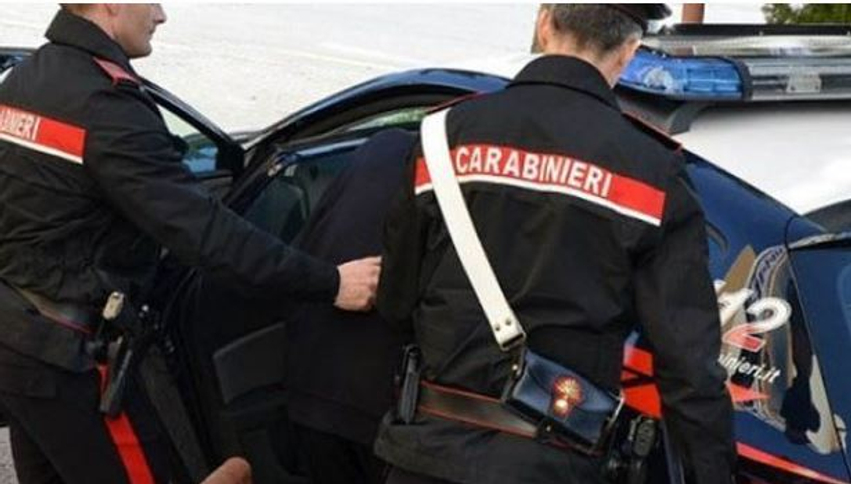 I dënuar me 5 vite burg  arrestohet shqiptari në Itali  Kasacioni ia rrëzoi apelimin  akuzohej për trafik droge  armësh dhe 