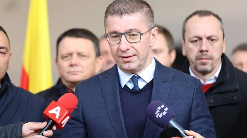 Mickoski  Nuk do të kandidojë për president  do të udhëheq një tjetër fitore të madhe ndaj LSDM së në zgjedhjet e ardhshme