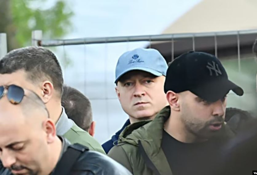Fotografi  emra dhe gjurmë deri te Xhandarmëria  Kush lidhet me sigurimin e Vesellinoviqit dhe Radoiçiqit 
