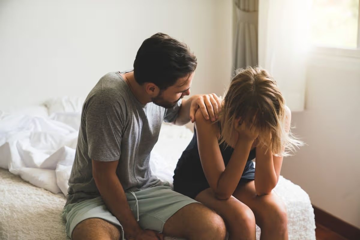 'Ai më tradhtoi dhe më fajësoi për aferën e tij, tani më do përsëri. A mund t'i besoj?'