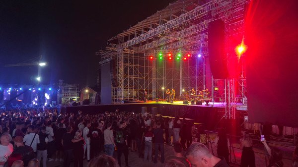​Rock-u pushton Prizrenin, festivali vazhdon edhe sot e nesër