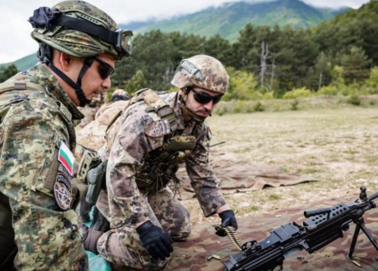 KFOR-i ushtron në poligon qitjetje: Përmes aktiviteteve të tilla ruajmë nivelin e lartë të gatishmërisë për sigurinë e Kosovës
