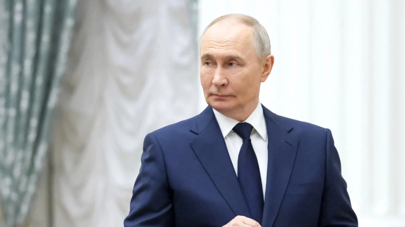 “Luajnë bixhoz” me të ardhmen e Putinit dhe vënë bast 400,000 dollarë se ai do të “rrëzohet” deri në.../ Parashikimi i Forbes