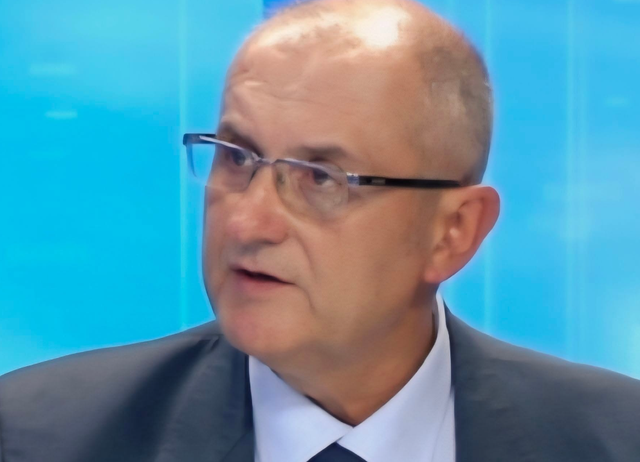 Vasili: Sukseset imagjinare në një Shqipëri që shpopullohet, fundi është i pashmangshëm