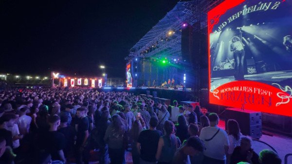 Atmosferë spektakolare në Prizren, bendi amerikan Led Zeppelin 2 elektrizon festivalin
