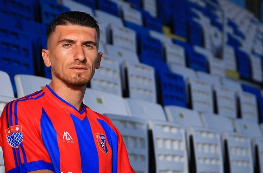 Emiljano Musta zyrtarizohet te Vllaznia