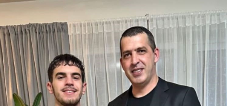 “U prefsh në paqe djali jem”, reagon babai i të riut që humbi jetën në Suedi