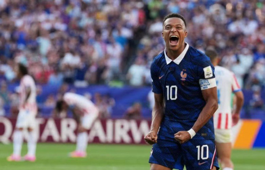 Mbappe shpërthen pas sulmeve raciste  S do të lejoj që urrejtja të përhapet