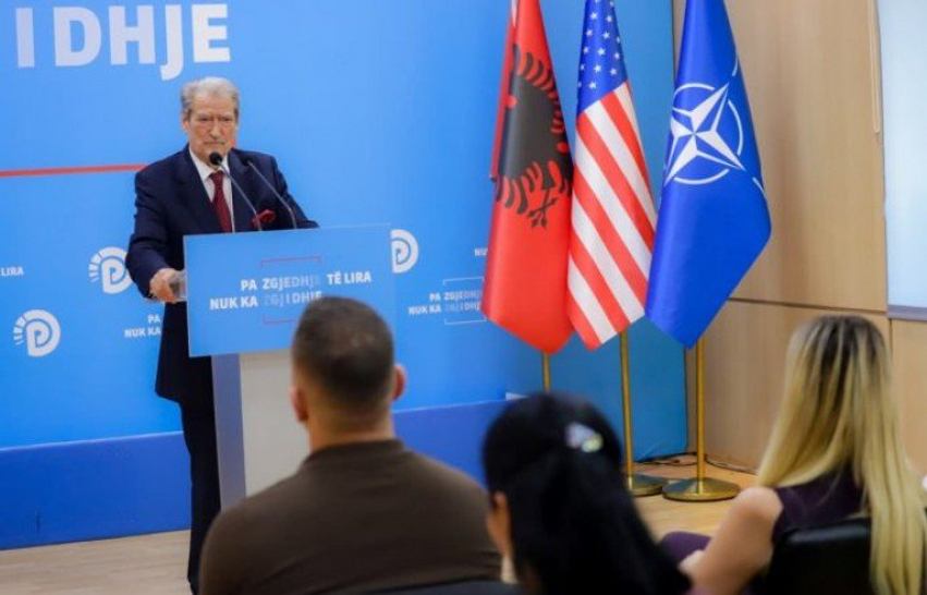 Berisha  Larg seancave derisa të paraqiten në Kuvend kërkesat e protestuesve