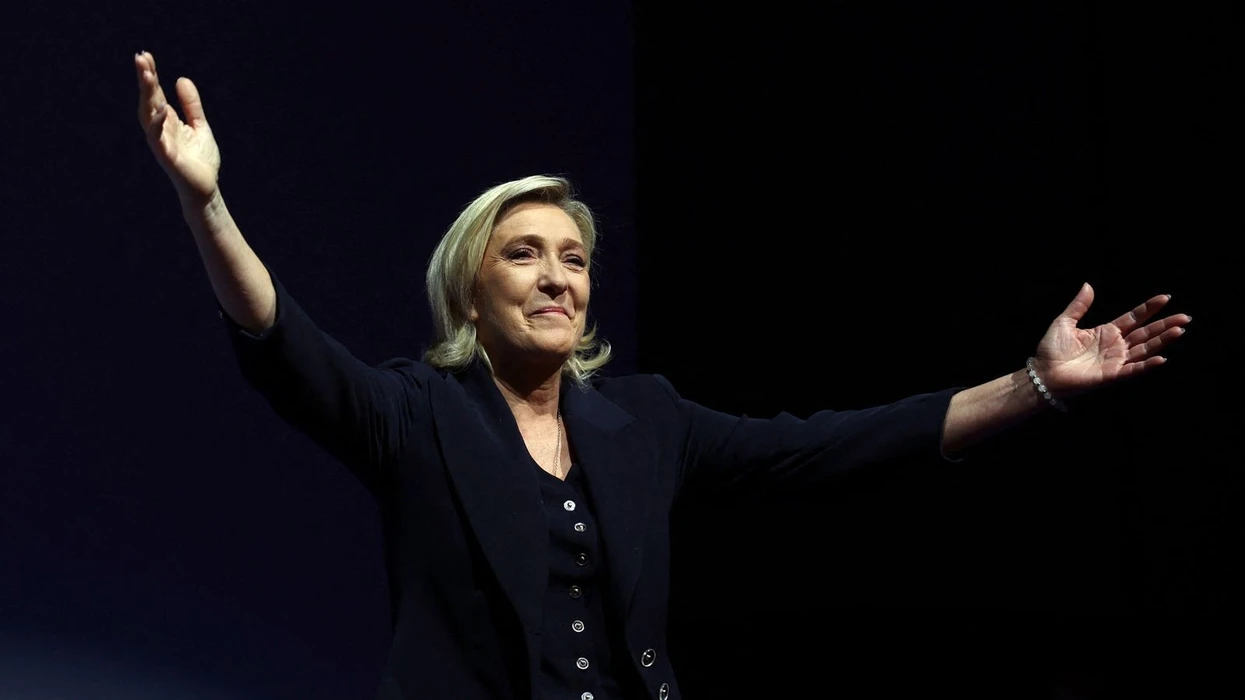 Marine Le Pen mund të kandidojë për presidente të Francës pas vendimit të gjykatës