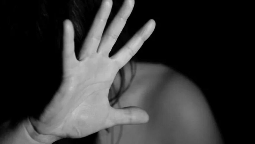 Tronditëse në Selanik  e mitura shqiptare denoncon se është p rdhunuar nga një 14 vjeçar dhe ka filmuar aktin