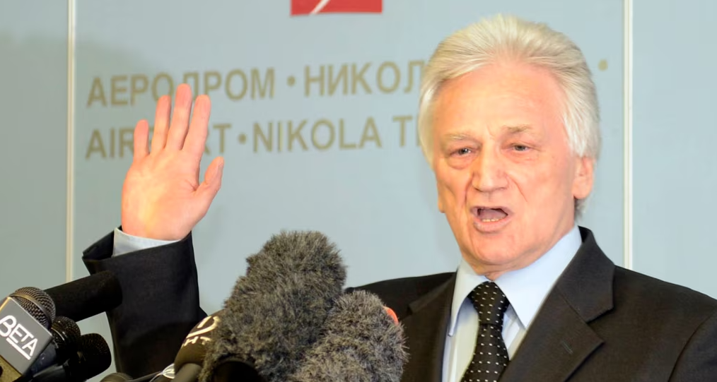 Ish-komandanti i Ushtrisë së Jugosllavisë, Momçillo Perishiq, lirohet nga burgu