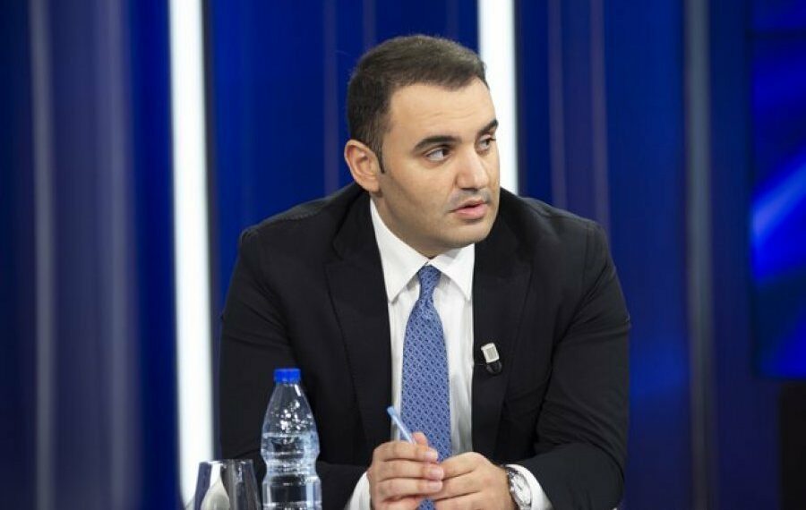 ‘4.2 mln euro nga taksat për një show?’, Këlliçi: Shqipëria turpërohet nga skandalet e Ramës, jo nga koncertet