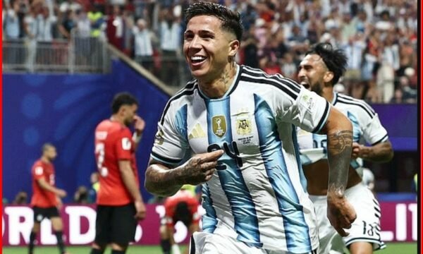 Enzo Fernandez refuzon të flasë 