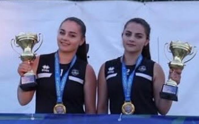 Loresa e Anesa, motrat binjake - kampione të Kosovës