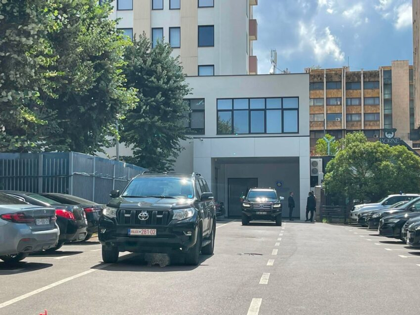 Konjufca pret në takim zëvendësministrin italian