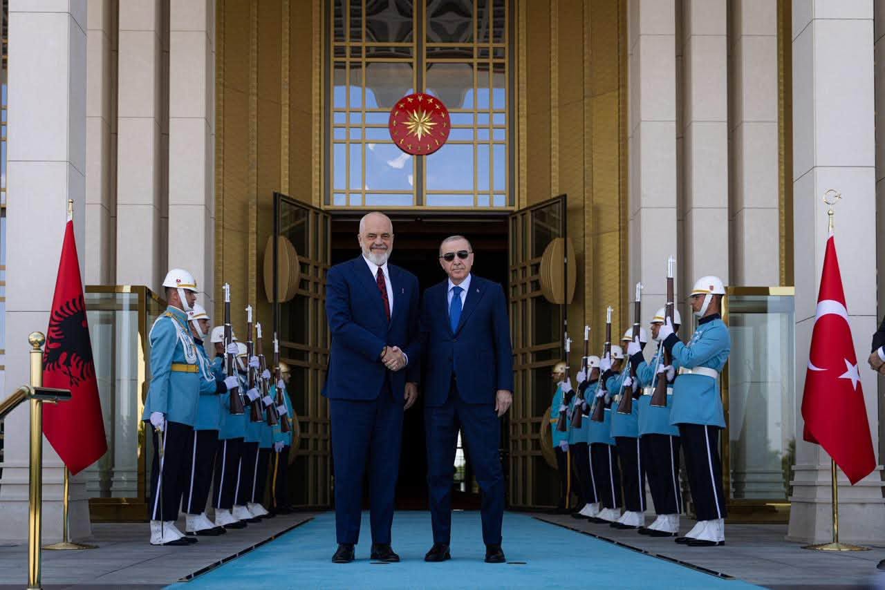 Kryeministri Rama për CNN turk: Erdogani është shumë i interesuar për Ballkani, samiti i udhëheqësve varet nga ai