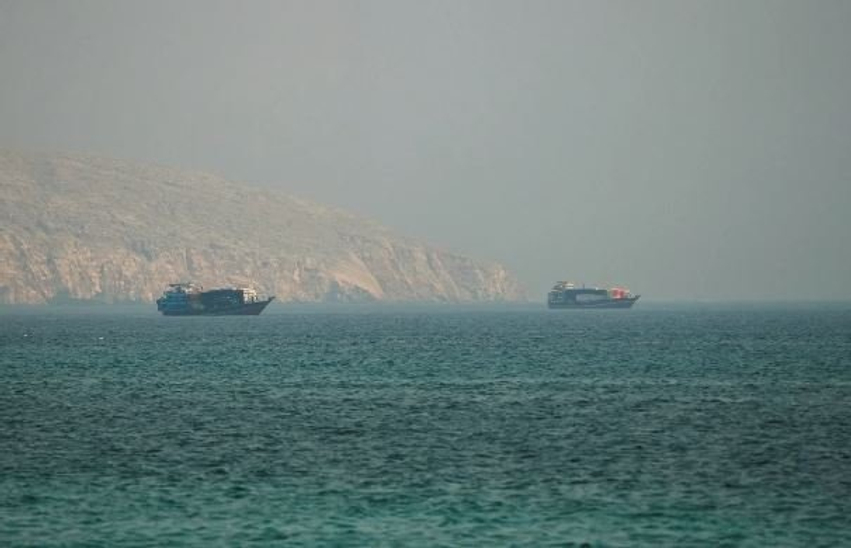 Bie trafiku detar në Ngushticën e Hormuzit pas përshkallëzimit të tensioneve ShBA Iran