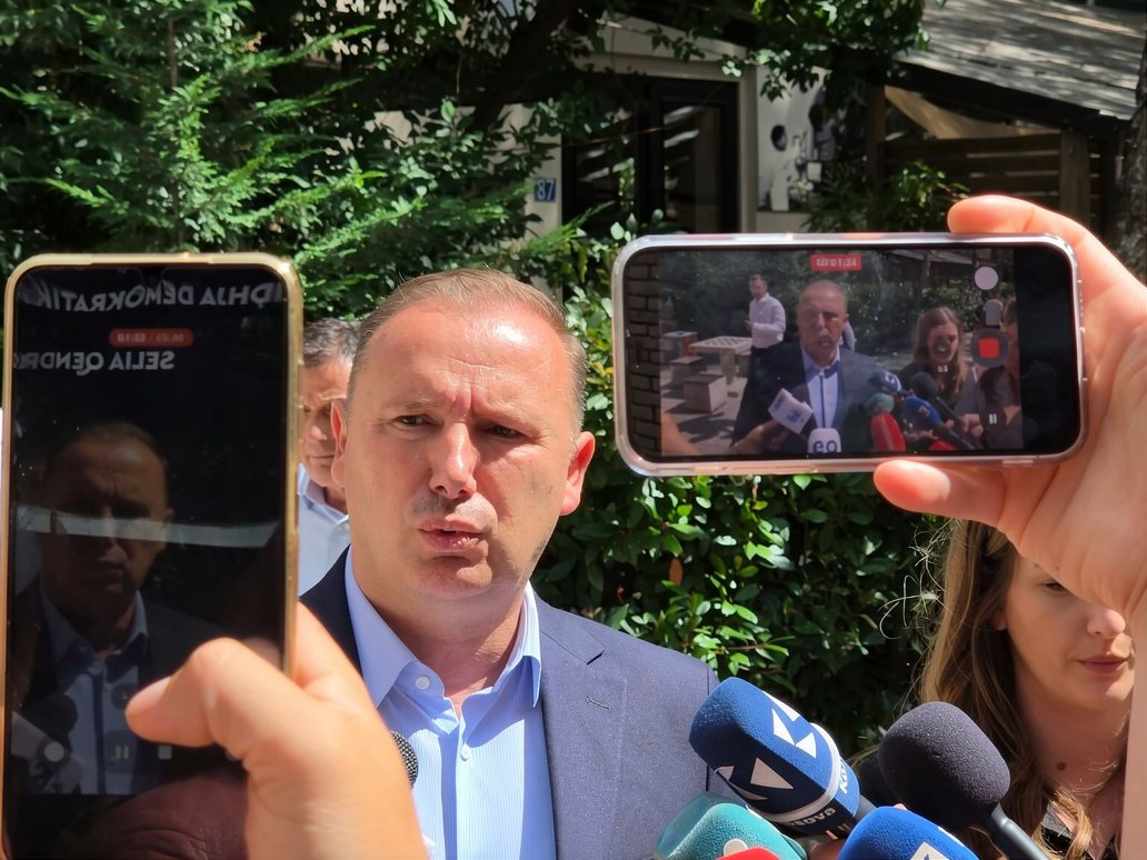 Zemaj: Kam nënshkruar që të ketë zgjedhje të parakohshme në të gjitha strukturat e LDK-së 