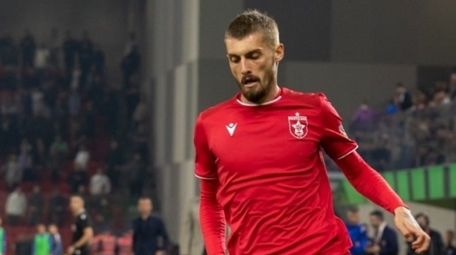 Ka luajtur te Dinamo Zagreb dhe ka fituar Superioren me Partizanin