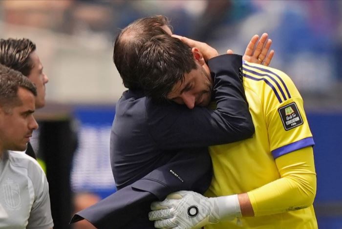 Courtois shpërthen në lot pas lëndimit në Botëror