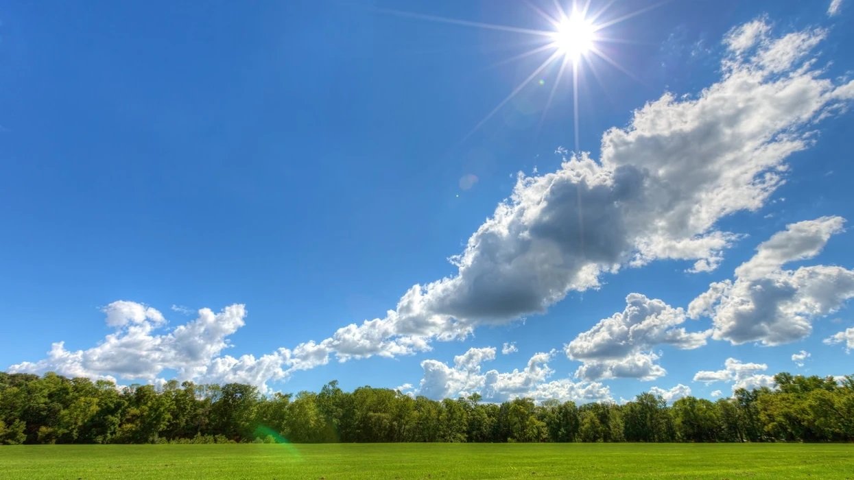 Mot i qëndrueshëm në Shqipëri, temperatura deri në 36 gradë Celsius