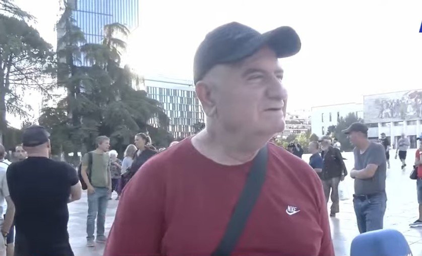  Koncert 4 2 milionë euro  pensionet më të ulëtat në Europë    Protesta e 41 të  qytetari  Kjo është vrasje për popullin 