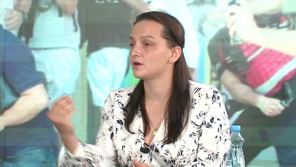 “Nuk krahasohet shkopi gomës me vezët!”- Dhuna policore ndaj protestuesve, Kokaj: Ishte turpshme!