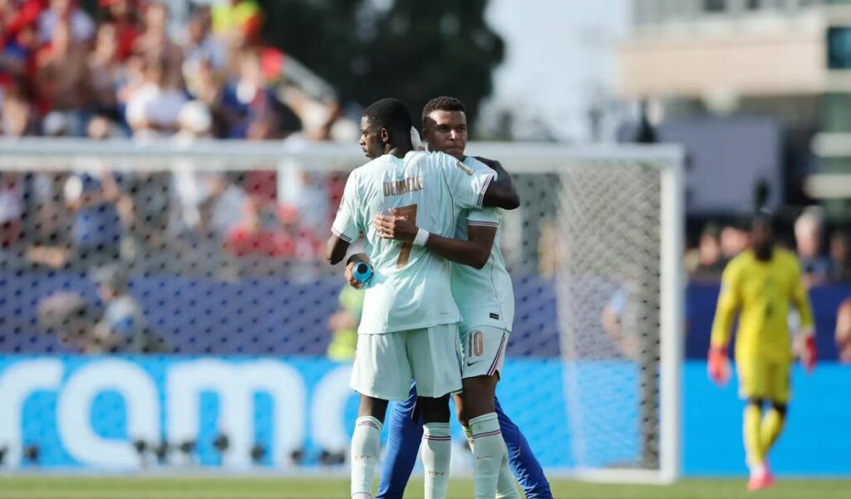 Mbappe dhe Dembele barazojnë rekordin e Ronaldos dhe Rivaldos në Botëror