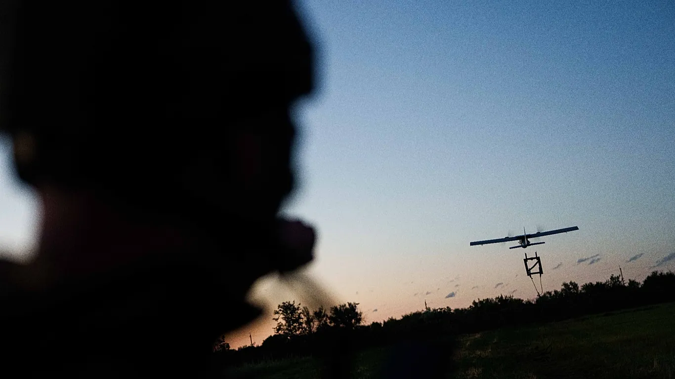 Sulmet me dronë godasin rafineritë ruse të naftës, Ukraina thotë se synon ta detyrojë Moskën në negociata