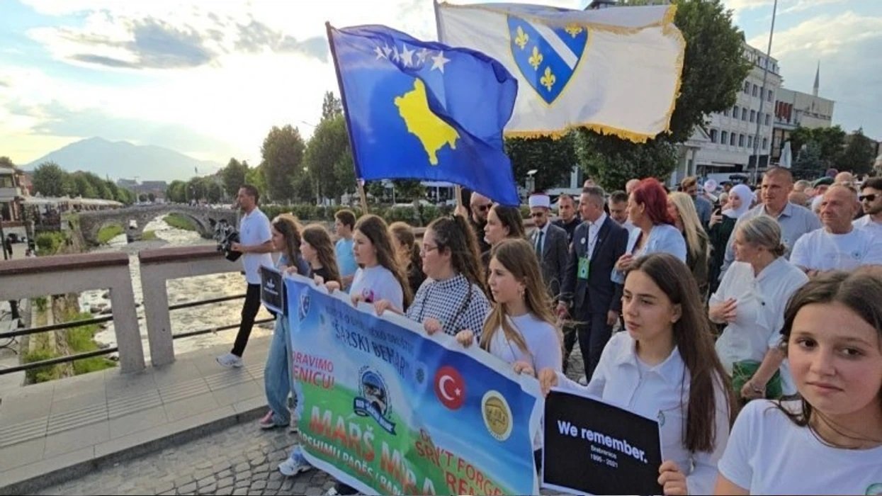 Në Prizren u mbajt Marshi i Paqes në përkujtim të viktimave të Srebrenicës