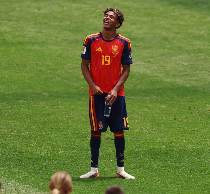 FIFA befason me lojtarin më të mirë të duelit Spanjë - Belgjikë