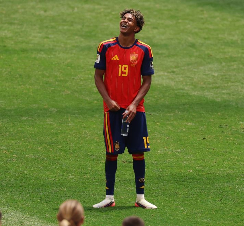 FIFA befason me lojtarin më të mirë të duelit Spanjë   Belgjikë
