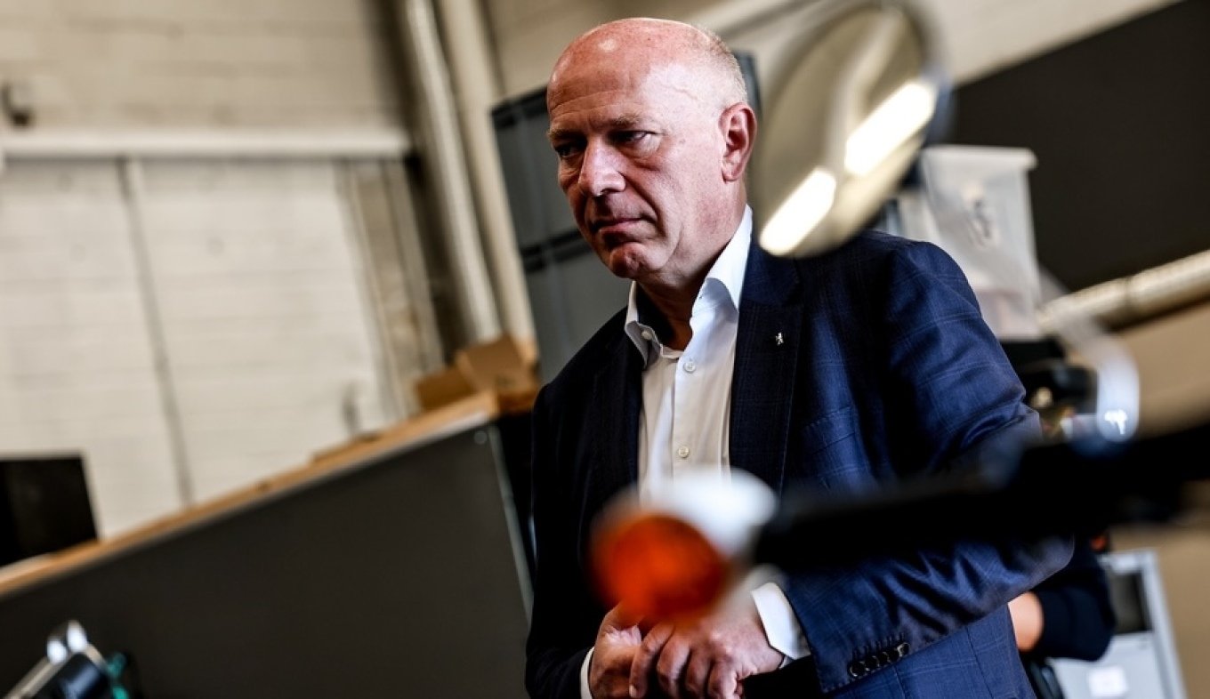 Dyshime për keqmenaxhim të ndërprerjes së energjisë elektrike, Kai Wegner tërhiqet nga gara për rizgjedhje si kryebashkiak i Berlinit