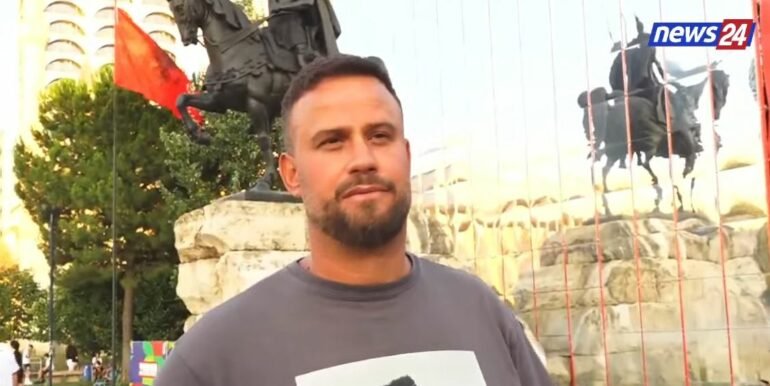 “Botërori ynë është këtu në protestë”, i riu sfidon hapur qeverinë: Do shkojmë te Kryeministria, Taulant Balla të mos na fotografojë kur ikim!