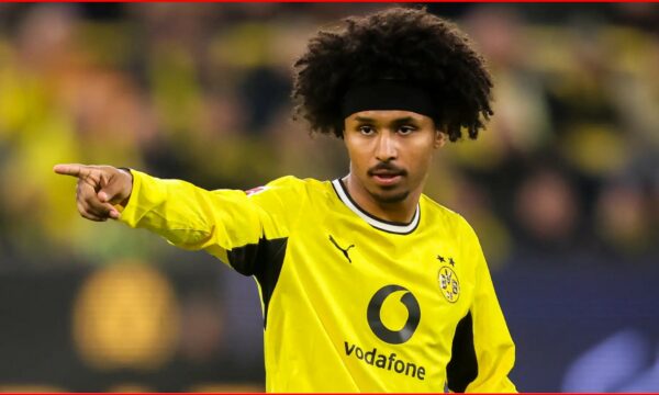 Dortmund konfirmon mungesën e Adeyemit