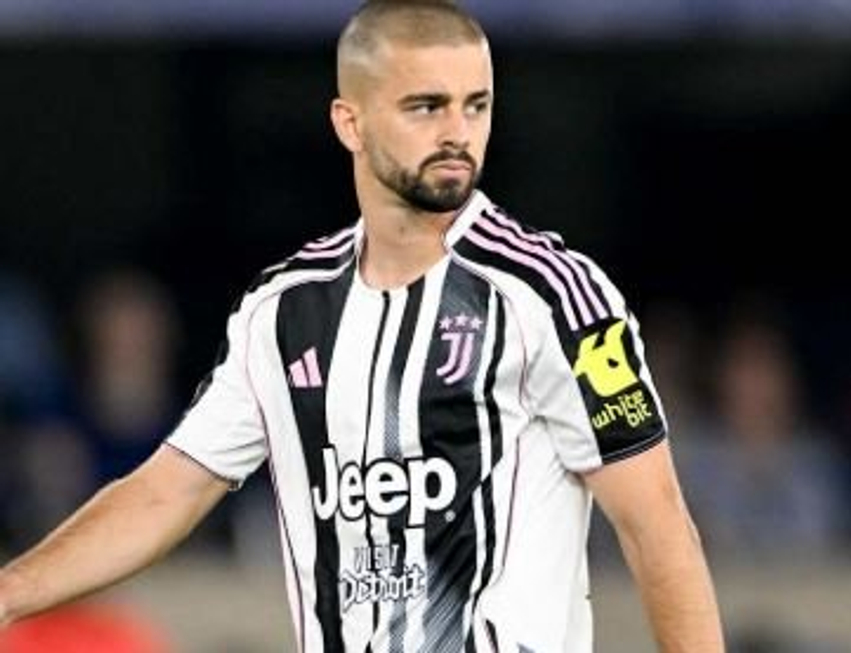 Lala e kritikon për jetën jashtë futbollit  Edon Zhegrova shpërthen  ja çfarë i thotë