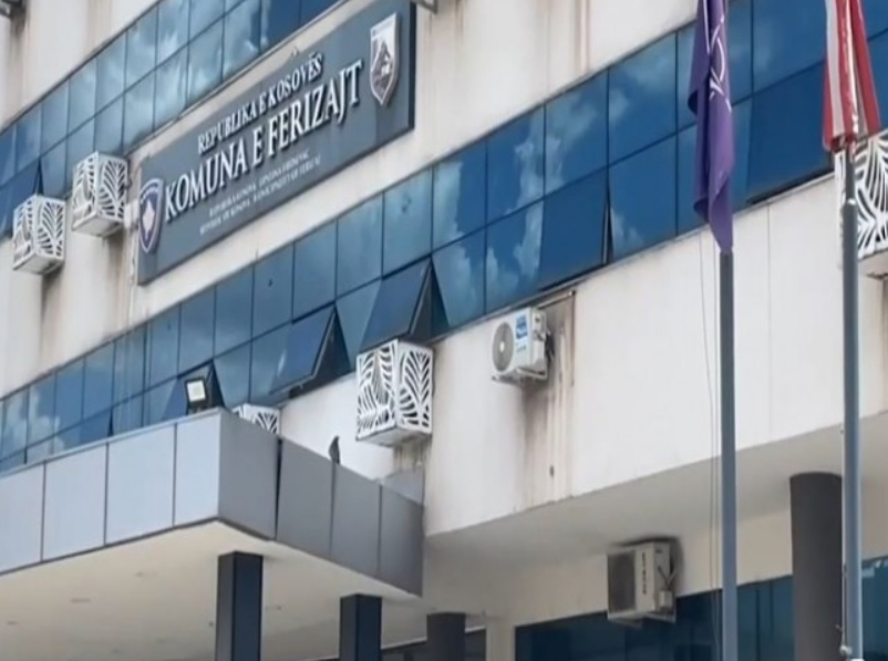 Tërheqja e 17 milionë eurove rrezikon shërbimet shëndetësore në Ferizaj