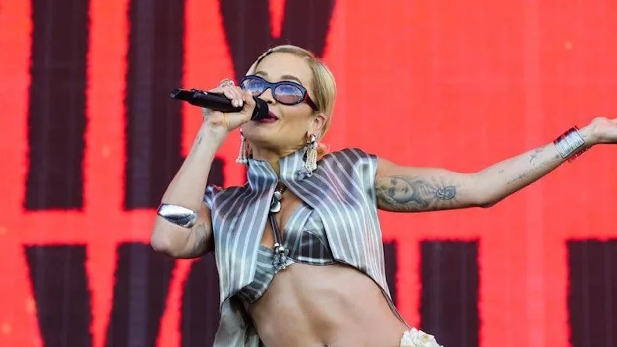Rita Ora anulon performancën në festivalin në Spanjë