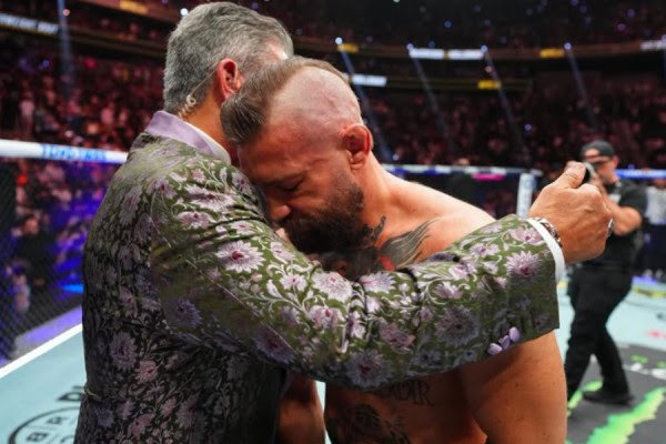 Conor McGregor pas humbjes ndaj Holloway: Jam në një errësirë të thellë