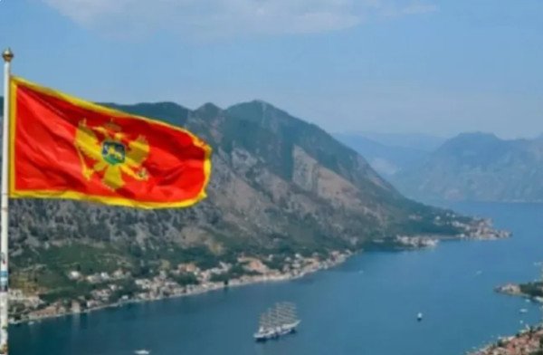 ​Mali i Zi sot shënon Ditën e Shtetësisë