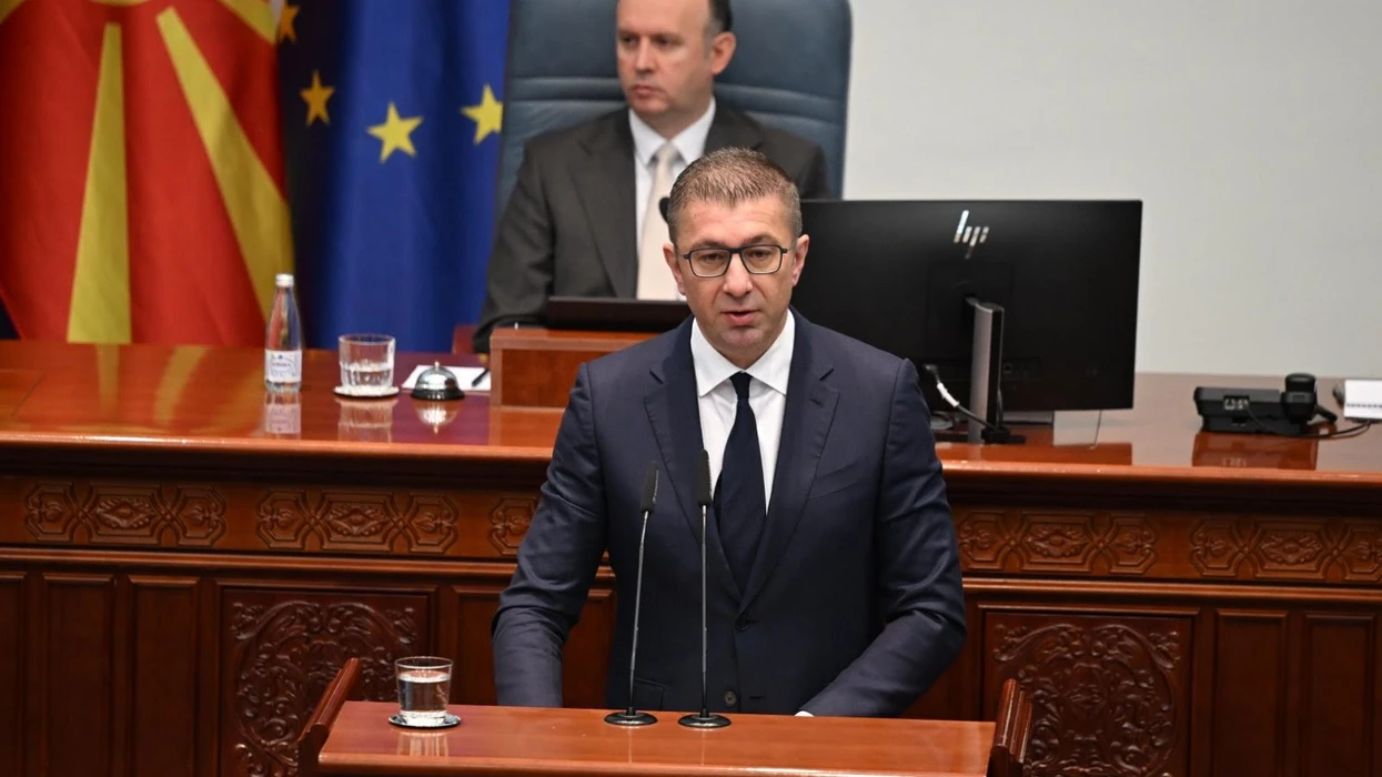 Mickoski: Qytetarët meritojnë të shohin qartë ndryshimin midis politikës që kënaqet me justifikime dhe politikës që sjell rezultate