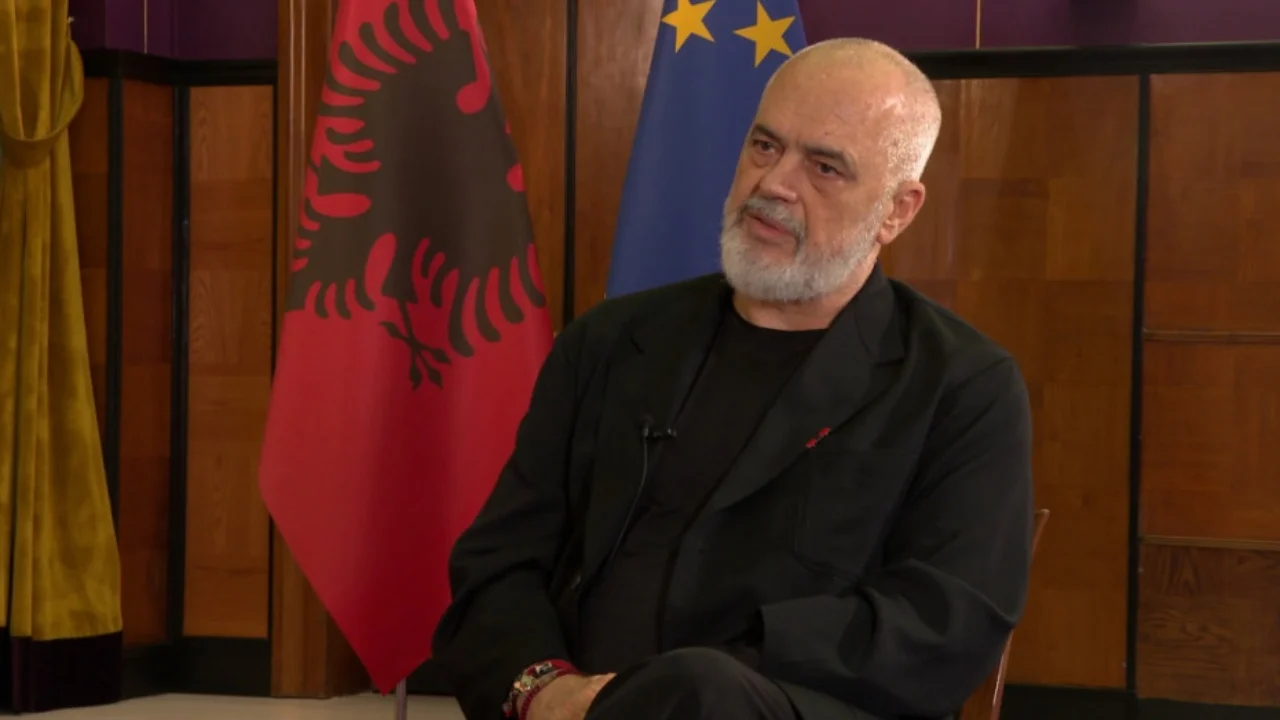 “Vuçiç është një partner i vështirë”/ Rama zbulon arsyen pse ‘Ballkani i Hapur’ u konsiderua një ‘ide e tmerrshme’: Nëse nuk do isha unë dhe presidenti serb pas saj…