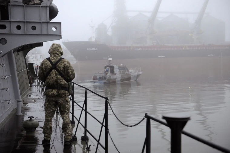 Rusia kërkon rrugë të reja pas sulmeve ukrainase në Detin Azov