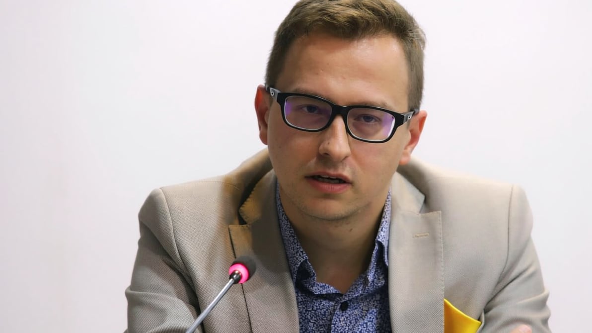 Jasmin Mujanoviҫ: Kosova ka nevojë urgjente për institucione funksionale dhe investime më të mëdha në siguri